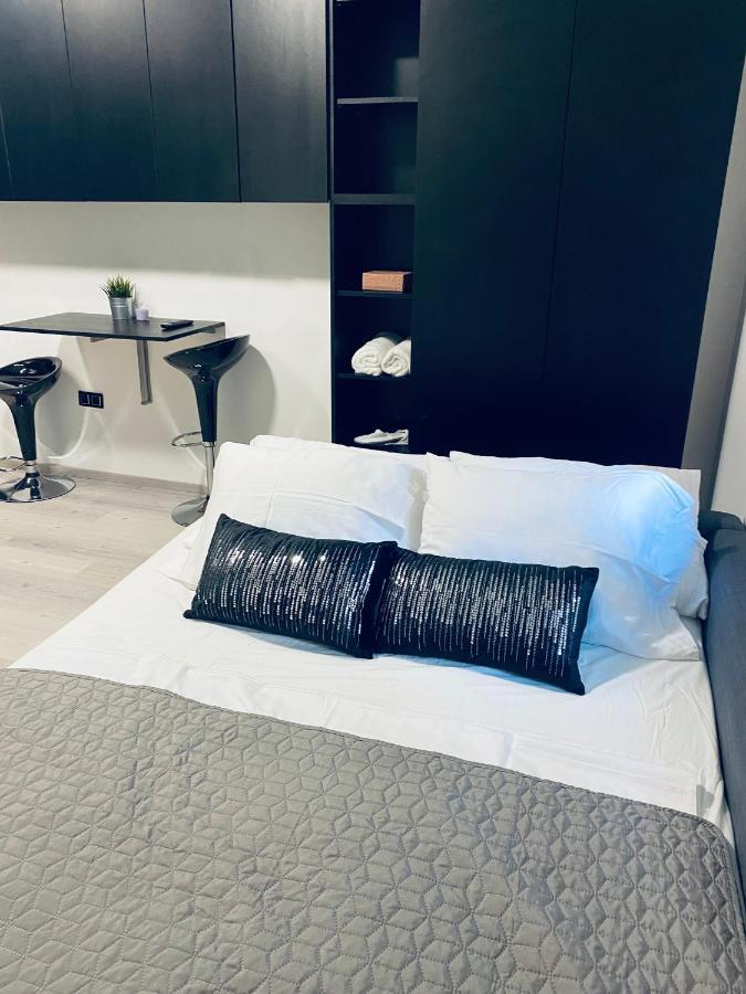 Apartment Sweet *